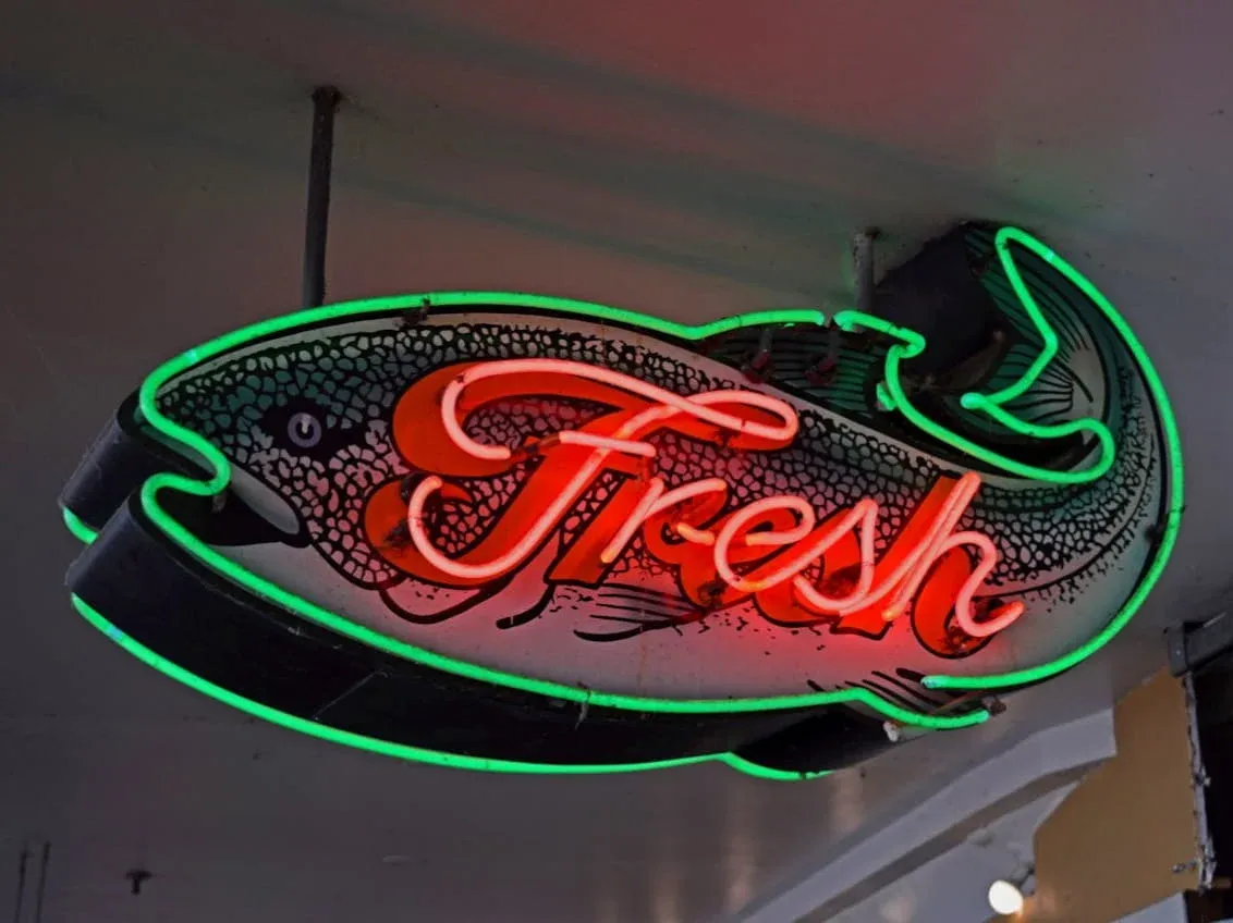 Fish market restaurant